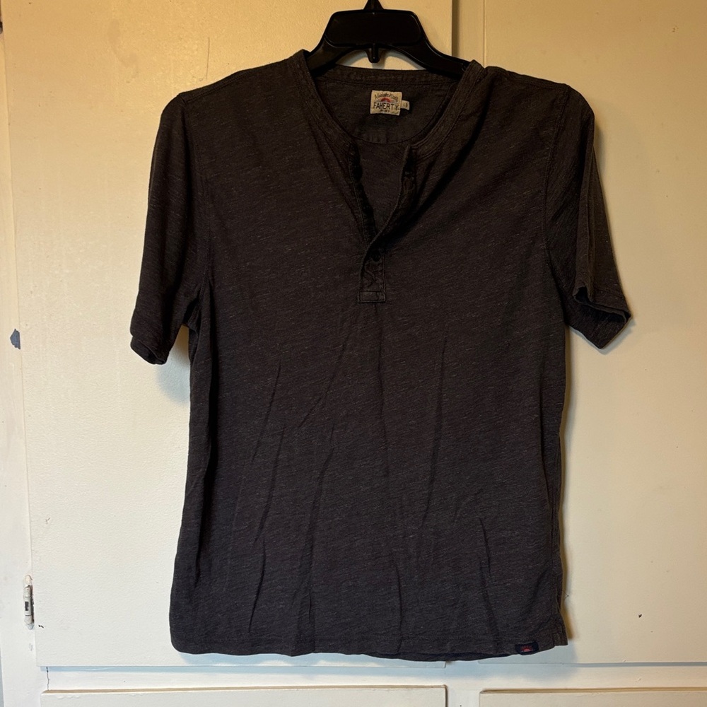 Men's Charcoal Faherty Henley Shirt